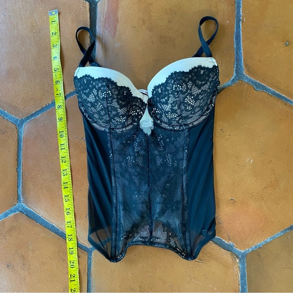 Victoria's Secret 34C Lace Corset Flower Black Bustier Lingerie Victorian Gothic - Picture 7 of 7